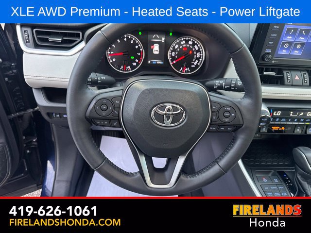 Used 2022 Toyota RAV4 XLE Premium AWD/4WD image 18