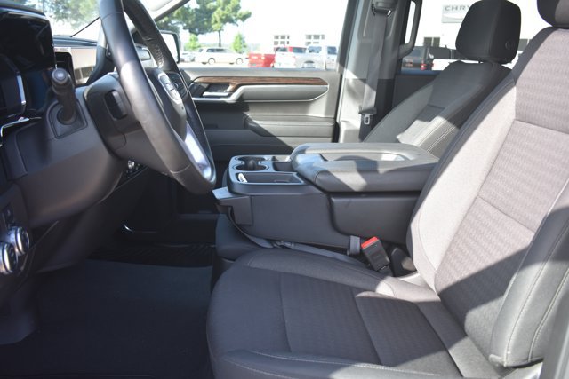 Used 2024 GMC Sierra 1500 SLE RWD image 16