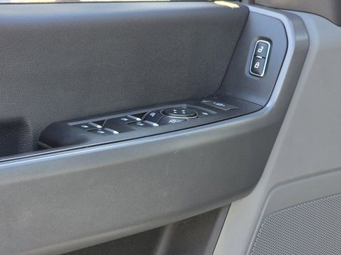 Used 2023 Ford F250 XLT w/ 360-Degree Camera Package image 15