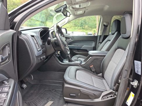 Used 2022 Chevrolet Colorado Z71 AWD/4WD image 13
