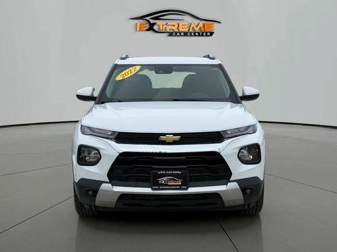 Used 2022 Chevrolet TrailBlazer LT w/ Convenience Package FWD image 9