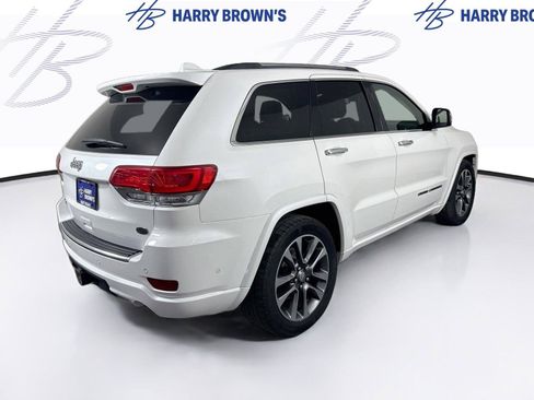 Used 2018 Jeep Grand Cherokee Overland AWD/4WD image 33