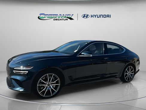 Used 2025 Genesis G70 2.5T image 11