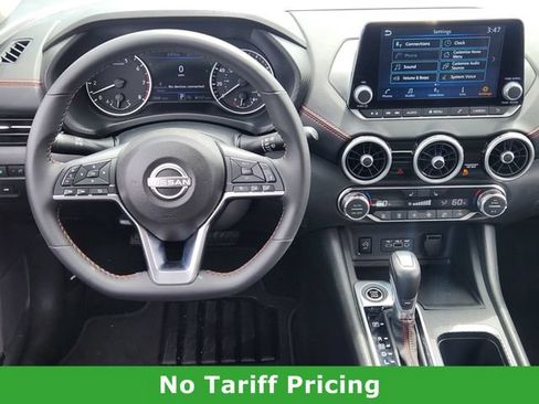 Used 2025 Nissan Sentra SR FWD image 26