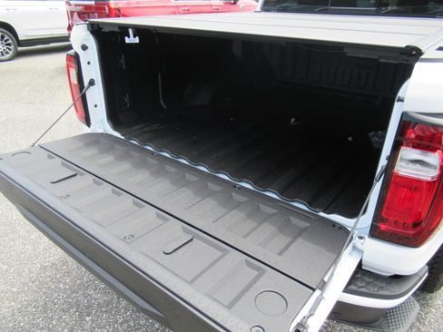 New 2026 GMC Canyon Denali AWD/4WD image 11