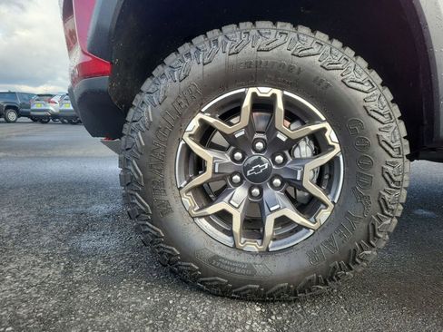 Used 2025 Chevrolet Colorado ZR2 image 19