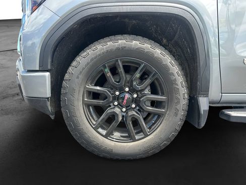 Used 2024 GMC Sierra 1500 Elevation w/ Elevation Premium Package AWD/4WD image 9