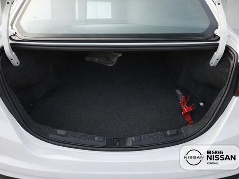 Used 2018 Ford Fusion S FWD image 11