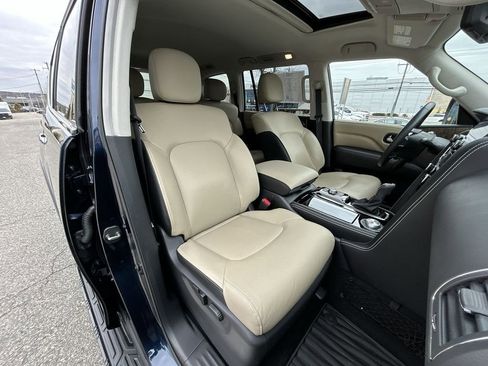 Certified 2024 INFINITI QX80 Premium Select w/ All-Season Package image 26