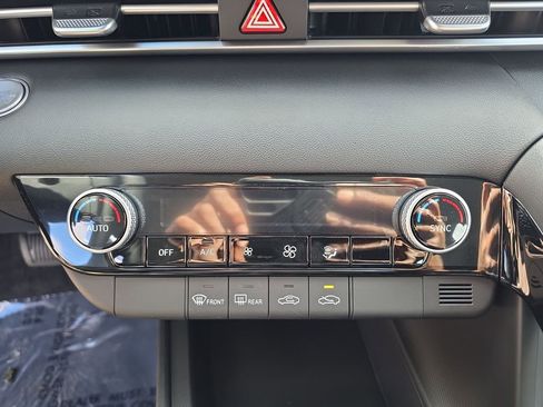 New 2026 Hyundai Elantra Blue image 28