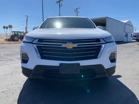 Used 2023 Chevrolet Traverse LT FWD image 18