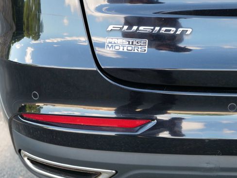 Used 2019 Ford Fusion Titanium AWD/4WD image 33