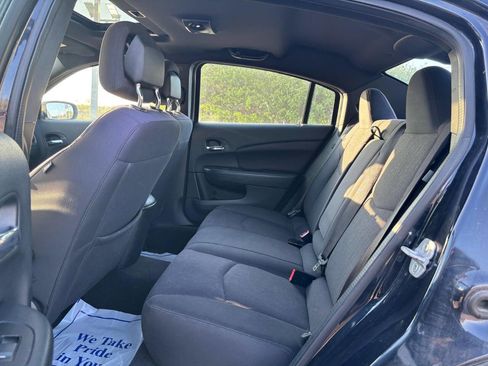 Used 2012 Chrysler 200 Touring FWD image 14