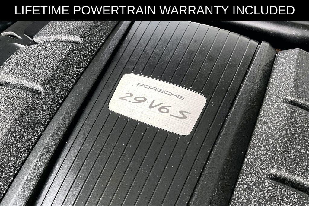 Used 2024 Porsche Macan S AWD/4WD image 42