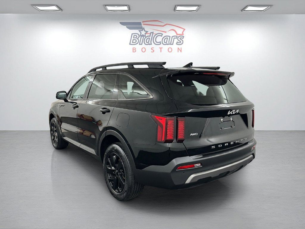Used 2022 Kia Sorento S w/ Panoramic Sunroof Package AWD/4WD image 6