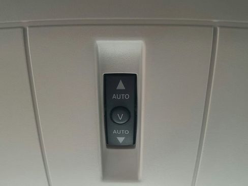 Used 2012 Dodge Journey Crew w/ Flexible Seating Group image 26