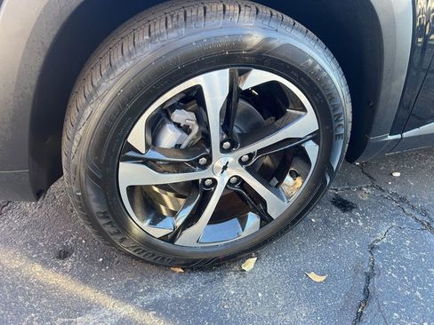 Used 2026 Chevrolet Trax RS w/ Driver Confidence Package image 2