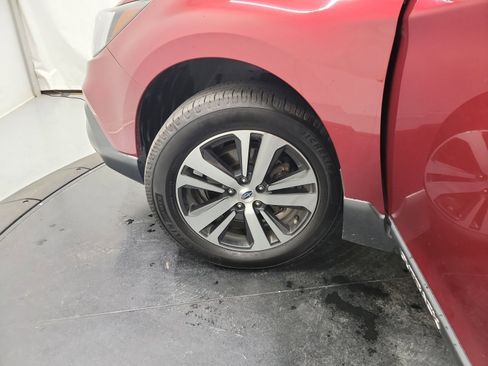 Used 2018 Subaru Outback 2.5i Limited image 30