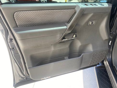 Used 2006 Nissan Armada SE image 33