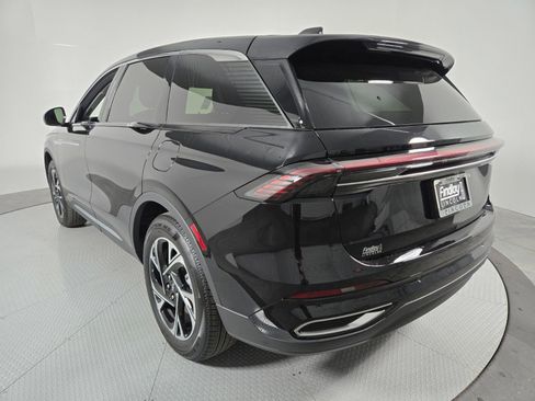 New 2026 Lincoln Nautilus Premier AWD/4WD image 7