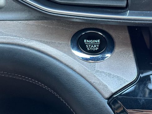 Certified 2023 Ford Explorer Platinum w/ Technology Package image 25