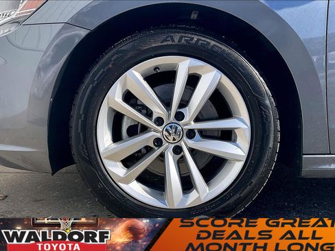 Used 2021 Volkswagen Passat 2.0T S image 11