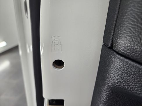 Used 2022 Ford F250 Lariat image 43