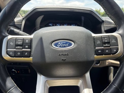 Used 2024 Ford Expedition Limited AWD/4WD image 31