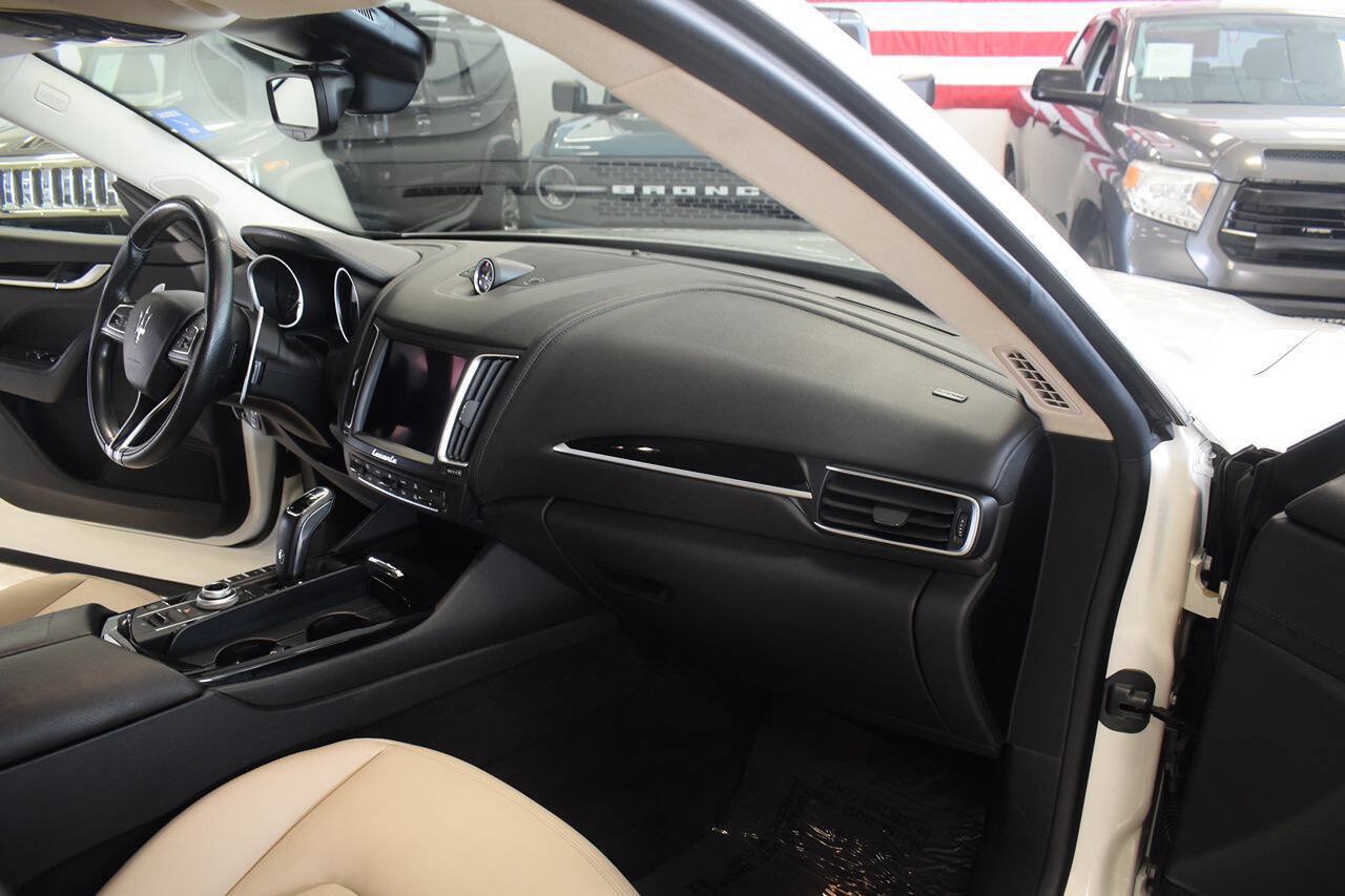 Used 2020 Maserati Levante S AWD/4WD image 16
