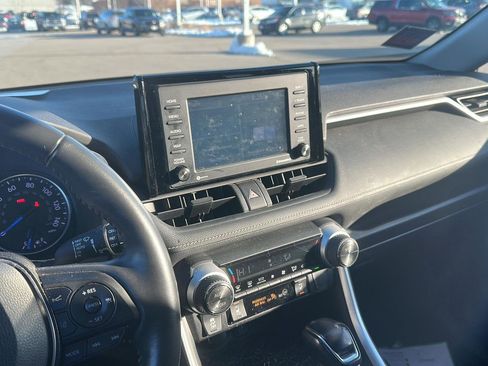 Used 2020 Toyota RAV4 XLE w/ XLE Grade Weather Package image 16