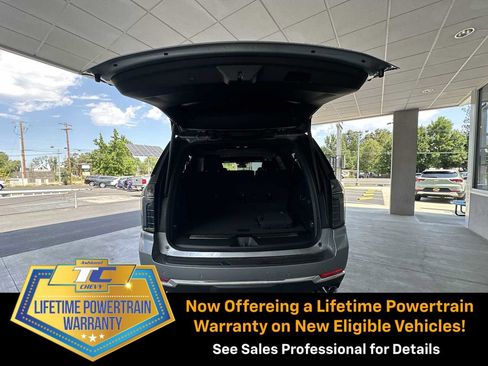 New 2025 Chevrolet Suburban Premier image 26