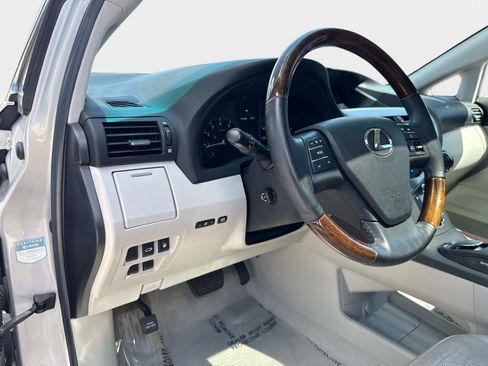Used 2011 Lexus RX 350 2WD w/ Premium Pkg image 19