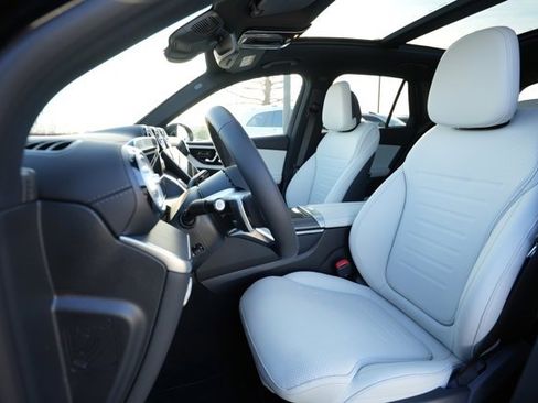 Used 2026 Mercedes-Benz GLC 300 GLC 300 image 34