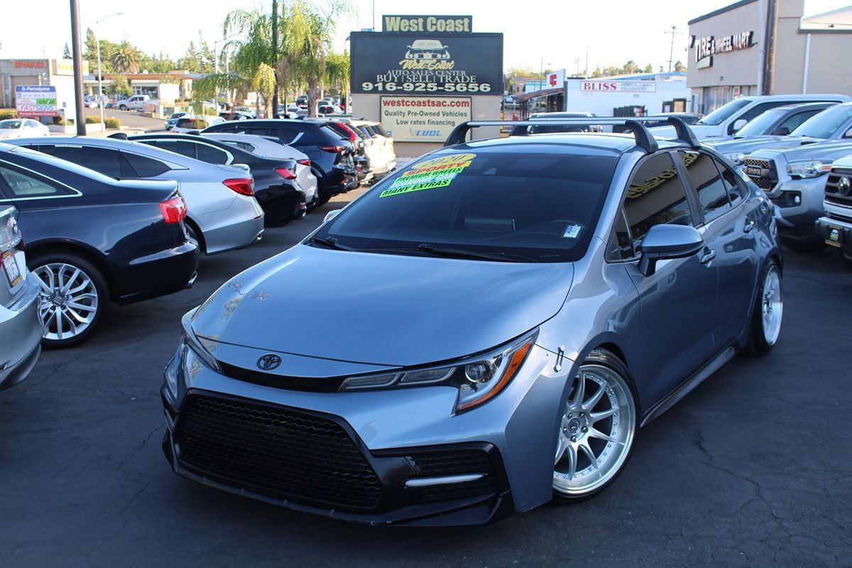 Used 2020 Toyota Corolla SE w/ Carpet Mat Package (TMS) FWD image 40