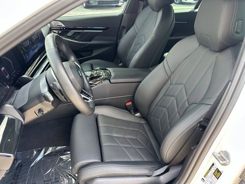 Certified 2024 BMW 530i w/ M Sport Package RWD image 21