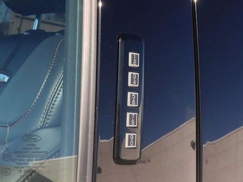 Used 2024 Ford F250 Platinum image 14