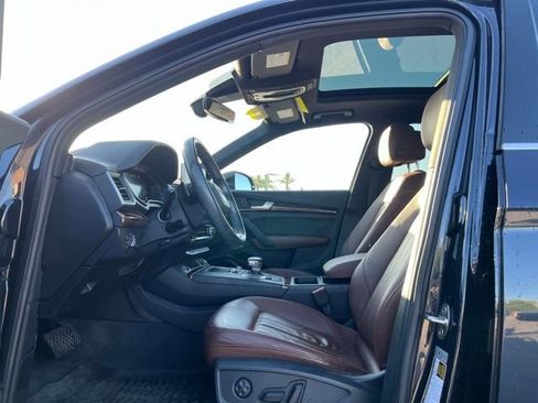 Used 2018 Audi Q5 2.0T Premium Plus w/ Premium Plus Package image 11