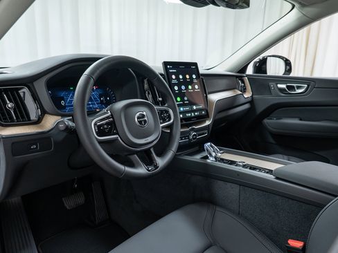 New 2026 Volvo XC60 B5 Plus w/ Protection Package Premier image 12