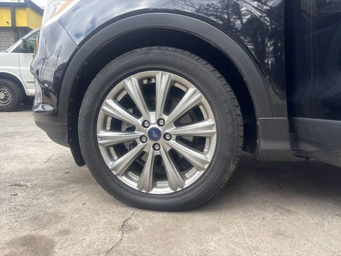 Used 2017 Ford Escape Titanium image 14