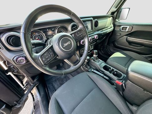 Used 2021 Jeep Wrangler Unlimited Sport image 9