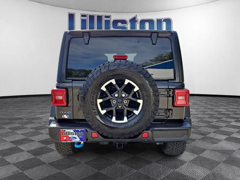 Used 2025 Jeep Wrangler Unlimited Rubicon 4xe w/ Safety Group AWD/4WD image 5