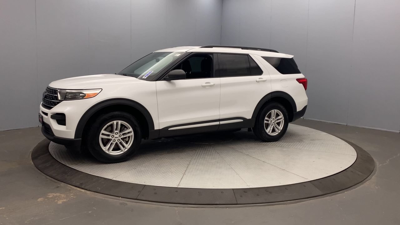 Used 2020 Ford Explorer XLT w/ Class III Trailer Tow Package AWD/4WD image 9