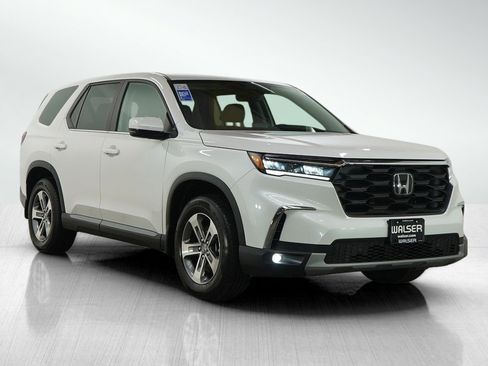 Used 2023 Honda Pilot EX-L image 7