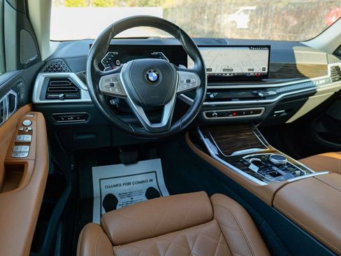 Used 2024 BMW X7 xDrive40i w/ Premium Package AWD/4WD image 46