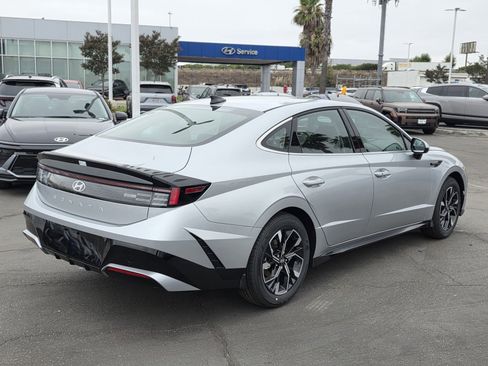 New 2025 Hyundai Sonata SEL image 7