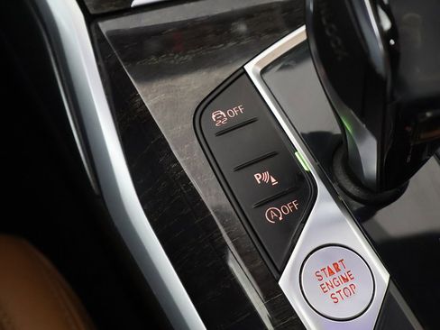 Used 2021 BMW 330i xDrive Sedan w/ Premium Package image 50