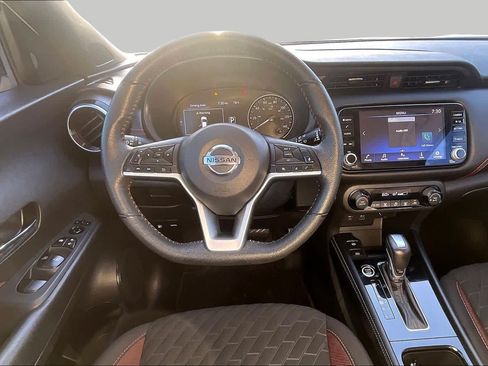 Used 2021 Nissan Kicks SR FWD image 5