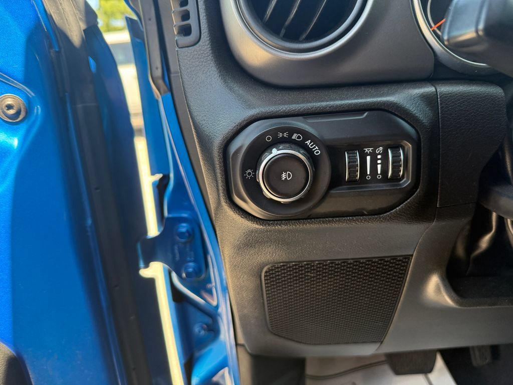 Used 2021 Jeep Wrangler Unlimited Sport AWD/4WD image 20