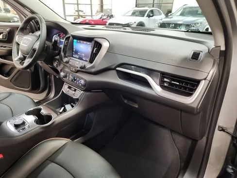Used 2024 GMC Terrain AT4 AWD/4WD image 34