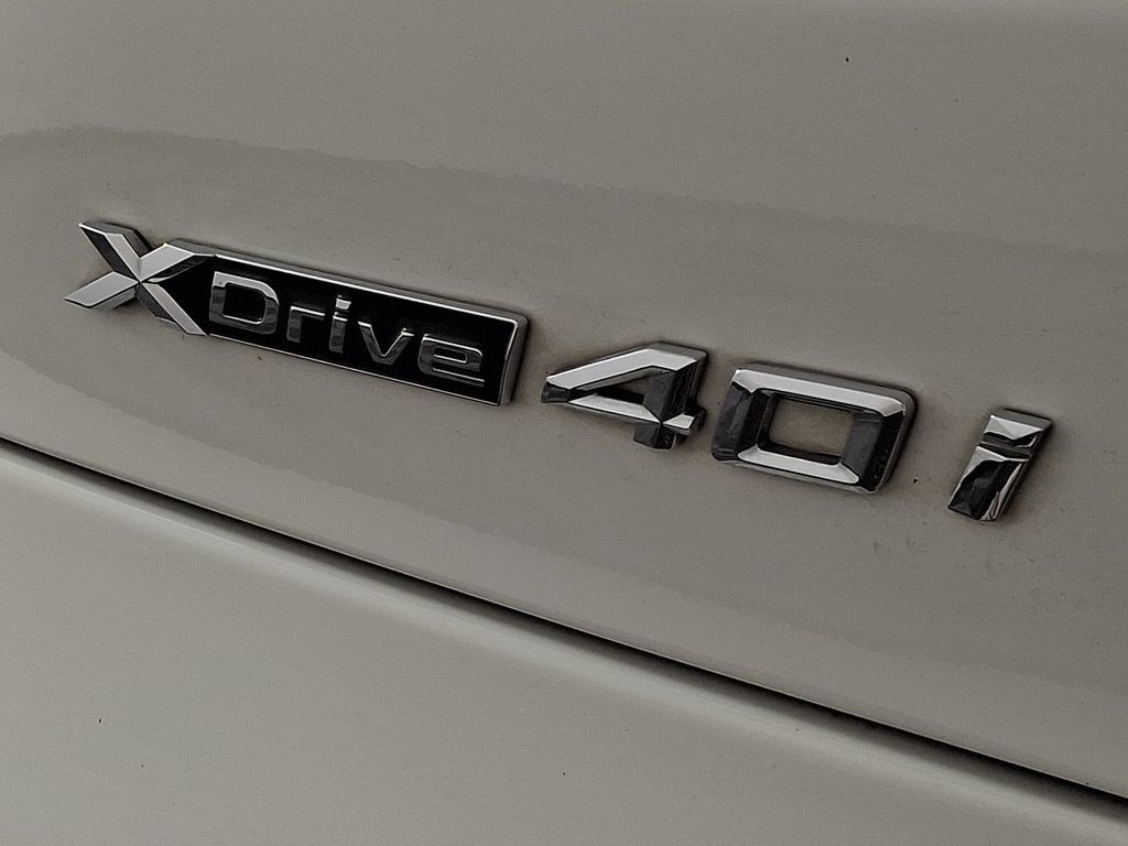 Used 2020 BMW X5 xDrive40i w/ Premium Package AWD/4WD image 32